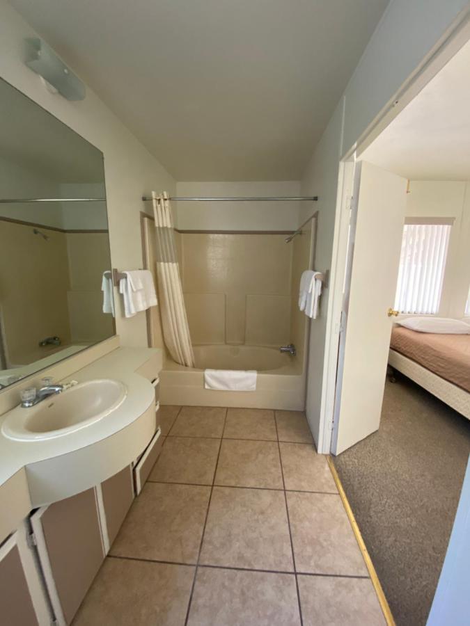 Bristlecone Motel Big Pine Εξωτερικό φωτογραφία