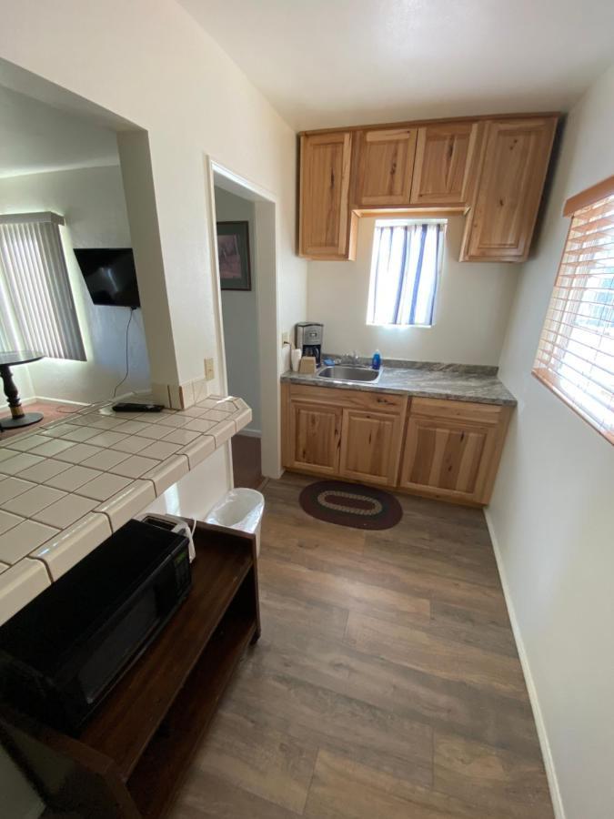 Bristlecone Motel Big Pine Εξωτερικό φωτογραφία