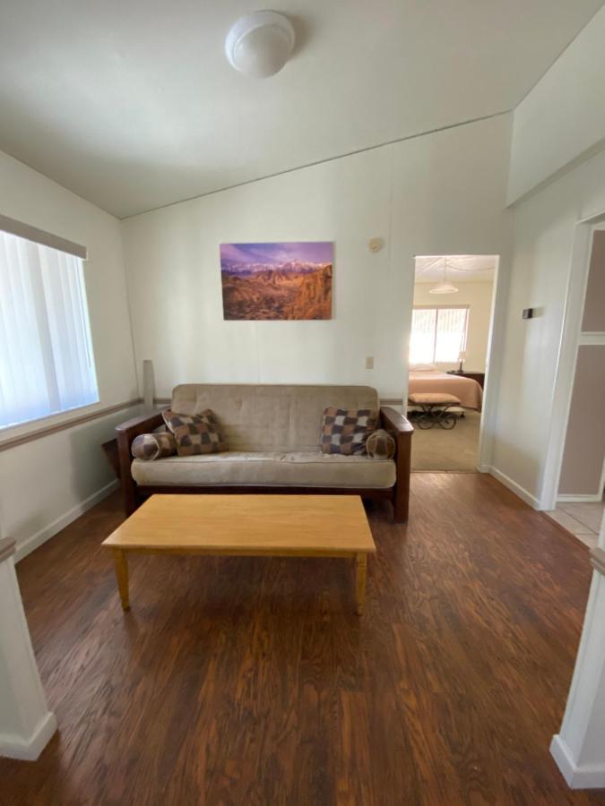 Bristlecone Motel Big Pine Εξωτερικό φωτογραφία
