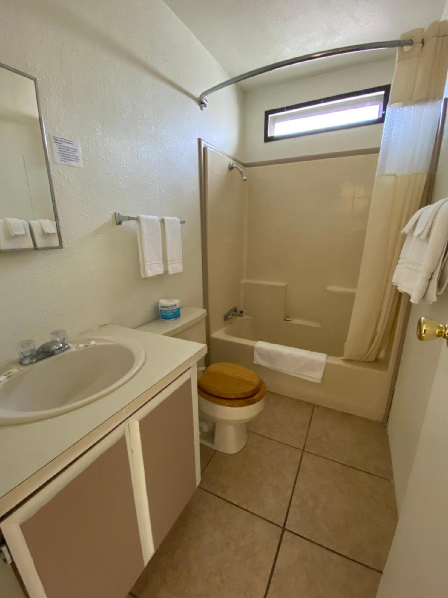 Bristlecone Motel Big Pine Δωμάτιο φωτογραφία