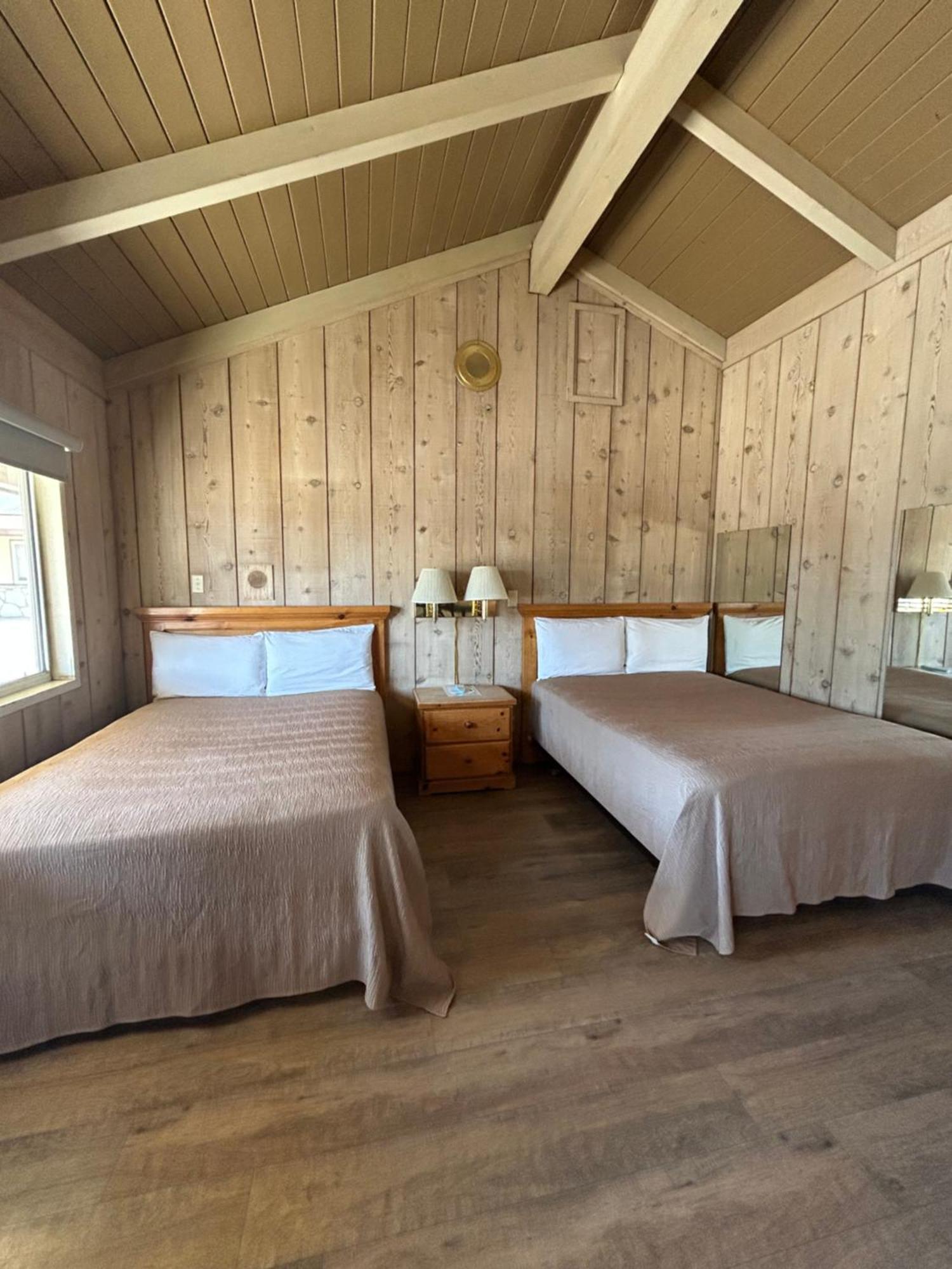 Bristlecone Motel Big Pine Εξωτερικό φωτογραφία