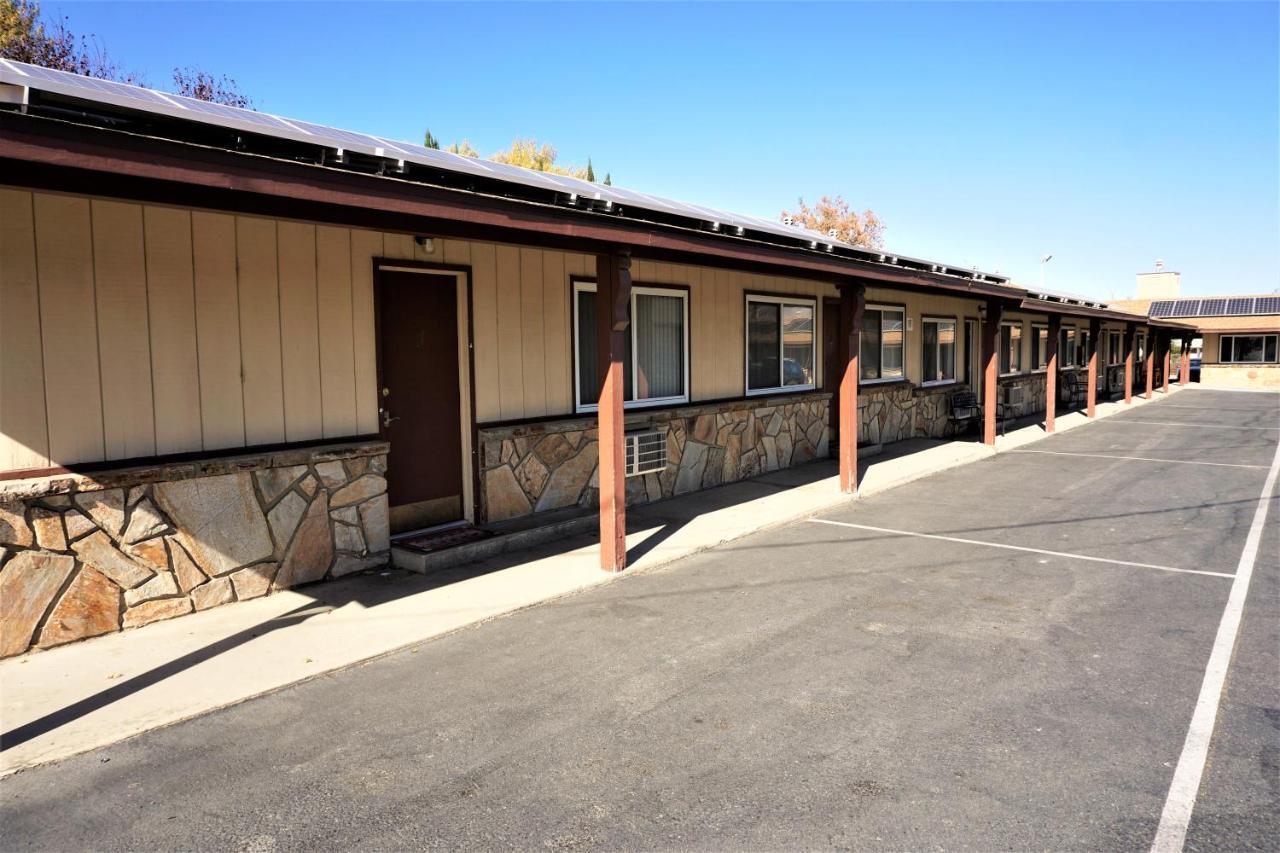 Bristlecone Motel Big Pine Εξωτερικό φωτογραφία