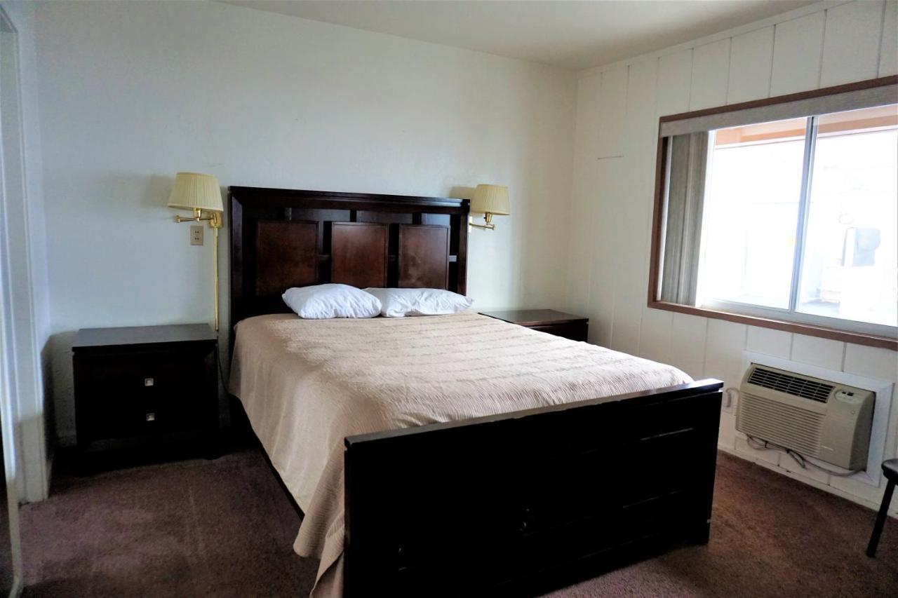 Bristlecone Motel Big Pine Εξωτερικό φωτογραφία
